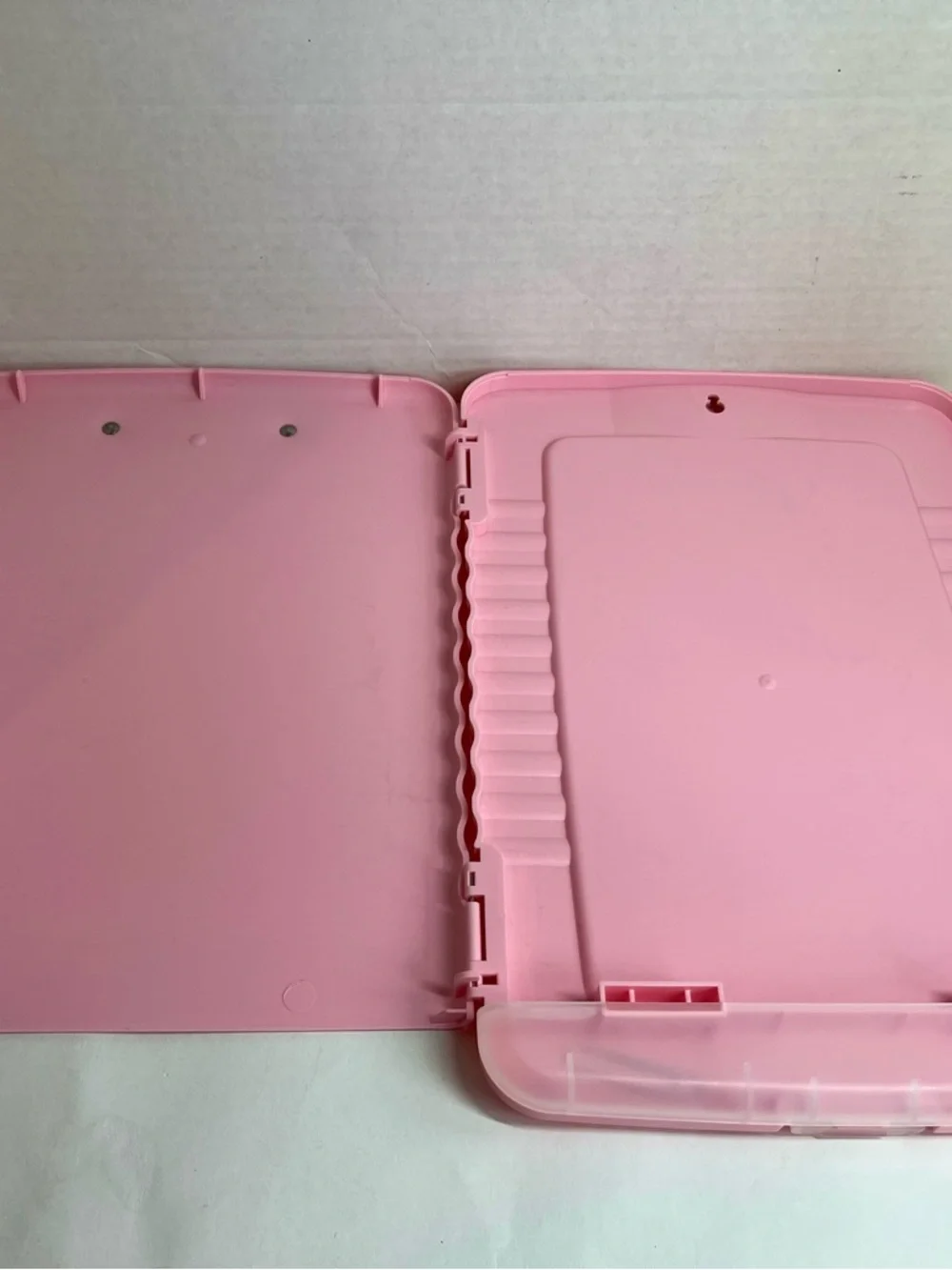 PINK BREAST CANCER AWARENESS CLIPBOARD STORAGE HARD CASE (9 1/2 x 14)